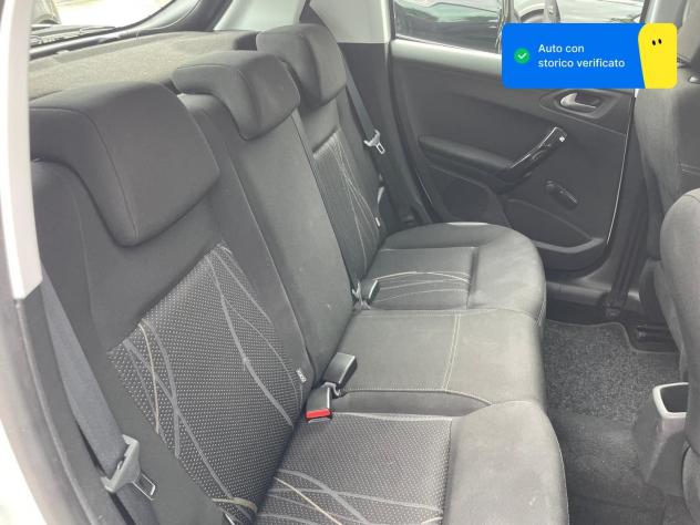 Peugeot 208 1.4 8V HDi 68cv FAP Allure - Foto 10