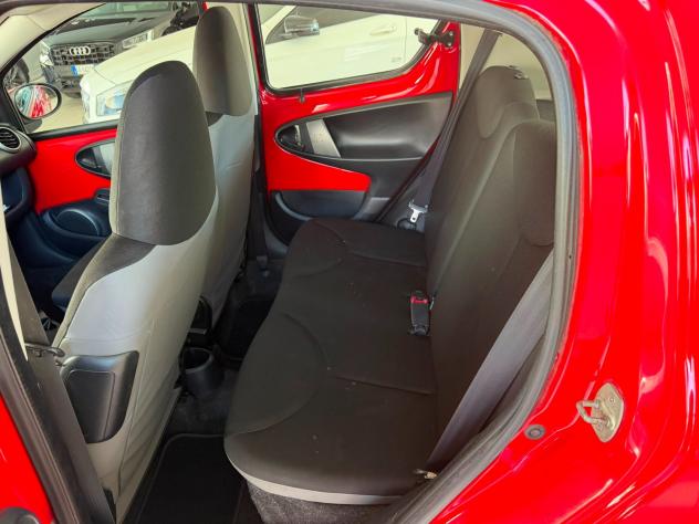 Toyota Aygo 1.0 VVT-i 69 CV 5 porte x-wave MMT - Foto 8