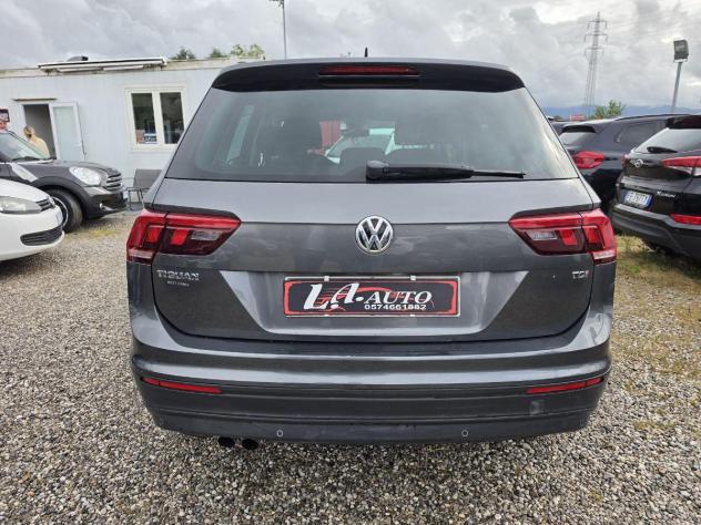 VOLKSWAGEN - Tiguan - 1.6 TDI Business 115CV - Foto 6