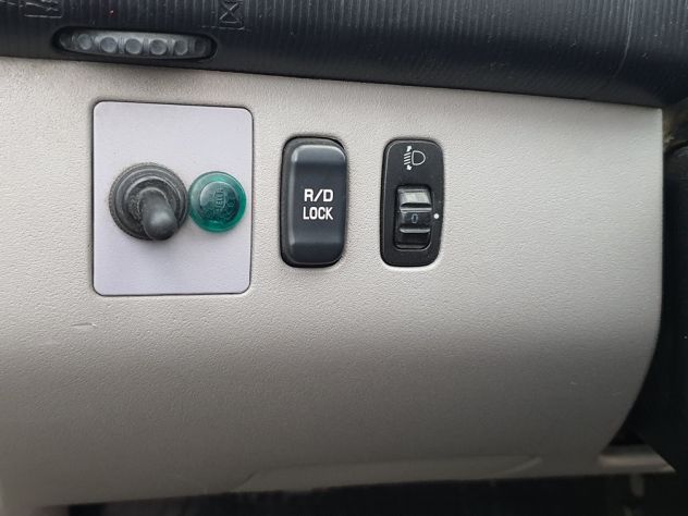 Mitsubishi L200 2.5 DI-D 4WD Cassone 2,20 m - Foto 7