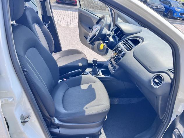 FIAT Punto 1.4 EasyPower Street 77cv EU6 - Foto 7