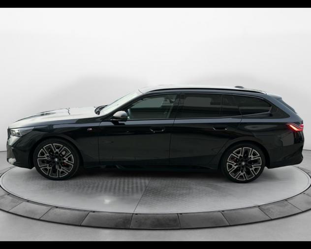 BMW Serie 5 G61 2024 Touring 520d Touring 48V xdrive MSport Pro auto - Foto 9