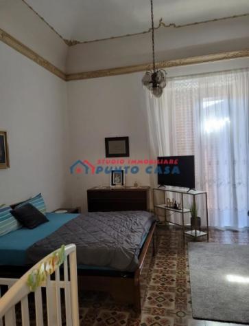 CENTRO STORICO – Via Osorio – Appartamento al 1°p. s/a – 170 mq ca. – 4 vani + acc. Buone condizioni, ottima posizione. Euro 140 mila CL F - Foto 9