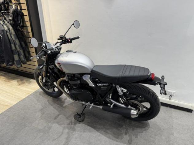 TRIUMPH Speed Twin 900 rif. 23815500 - Foto 8