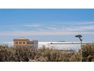 Sea Breeze Loft