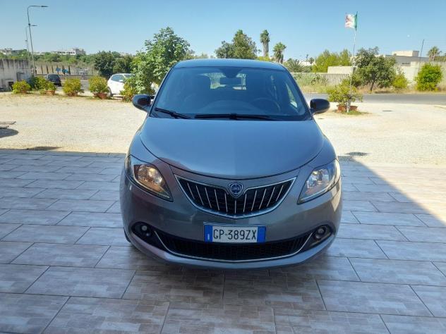 LANCIA - Ypsilon - 1.0 FireFly 5p. S&S Hybrid Oro - Foto 4