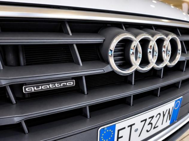 AUDI Q5 2.0 TDI Quattro 163 Cv S Tronic Business Design rif. 24175175 - Foto 9