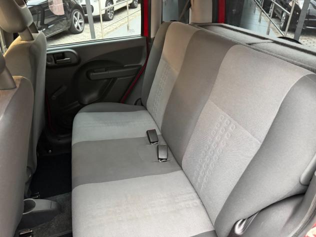 Fiat Panda 1.2 Emotion 69cv E5 IDONEA NEOPATENTATI - Foto 8