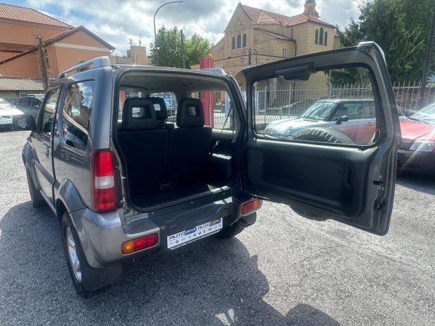 Suzuki Jimny 1.3i 16V cat 4WD JLX - Foto 9