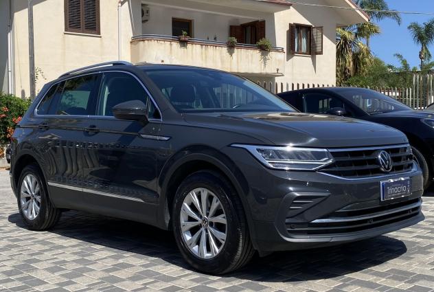 Volkswagen Tiguan Life 2.0 TDI 122 CV - Foto 3