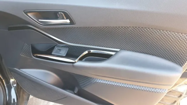 Toyota C-HR C-HR I 2022 1.8h Trend Black Edition e-cvt - NEOPATENTI - Vers. Spec - Foto 9