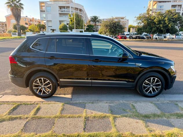 Volkswagen Tiguan Allspace Diesel-Automatica- 4X4 - Foto 4