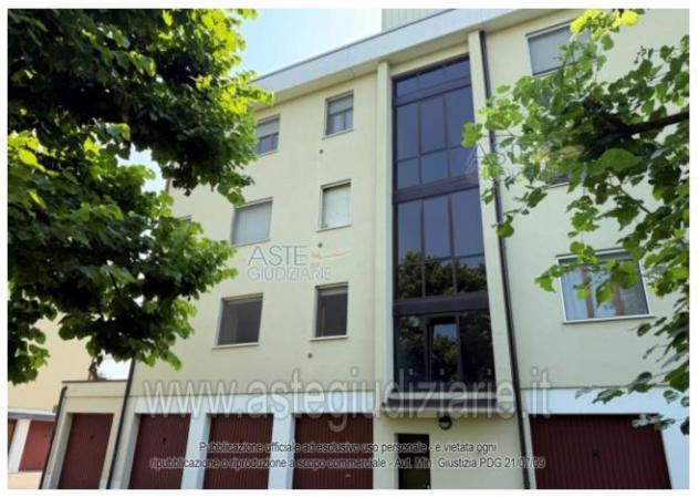 IMMOBILI-IMMOBILE RESIDENZIALE-Viale della Favorita, 19, 41037 Mirandola MO, Italia - Foto 5