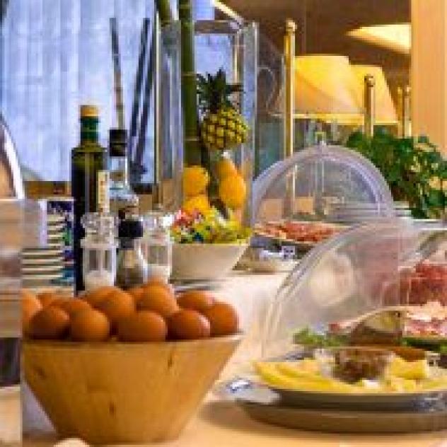 Hnh Hospitality S.p.a. - Foto 2