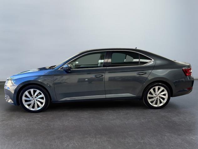 Škoda Superb 2.0 TDI AMBITION 110KW - Foto 4