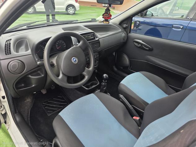 Fiat Punto 1.2 3 porte Active - Foto 10