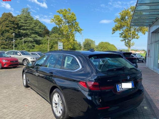 BMW 520 d 48V xDrive Touring Business rif. 24093517 - Foto 3