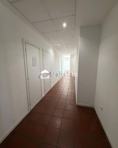NEGOZIO di 10 vani e di 200 mq (JESOLO) rif. NIG02 - Foto 3