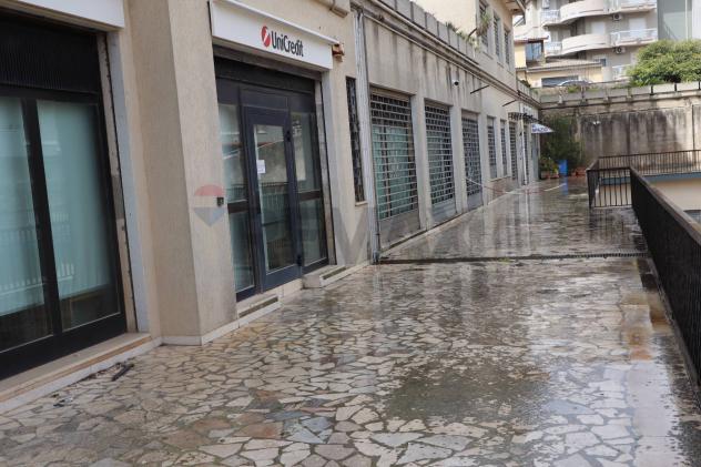 Commerciale Altro in vendita a Ragusa, Centro