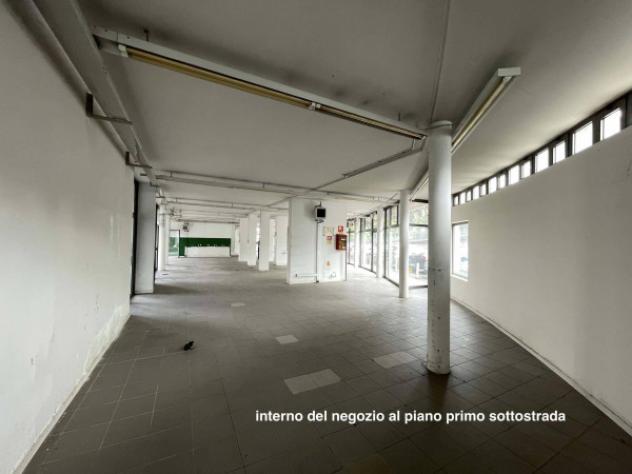 Immobile in asta di 450 m² con più di 5 locali in vendita a Renate - Foto 12