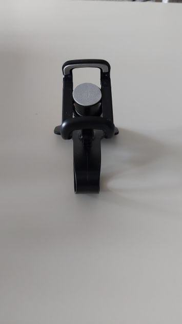 Supporto per smartphone da cruscotto automobile - Foto 4