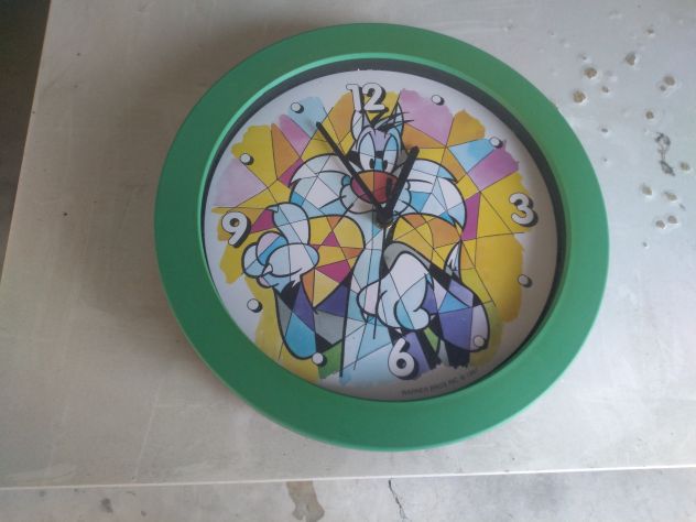 Orologio da parete per bimbi.