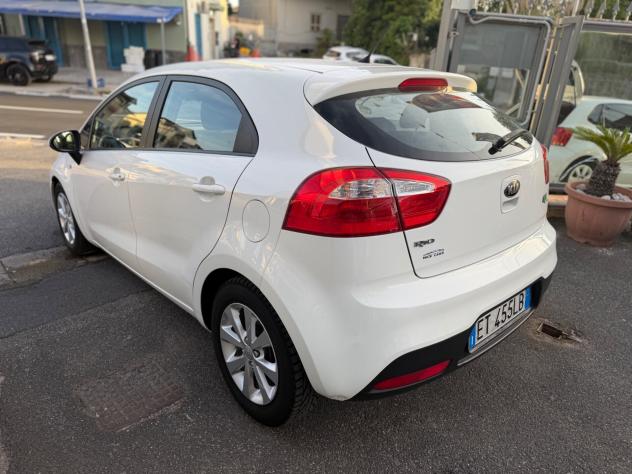 Kia Rio 1.2 CVVT 5p. ECO GPL Active - Foto 4
