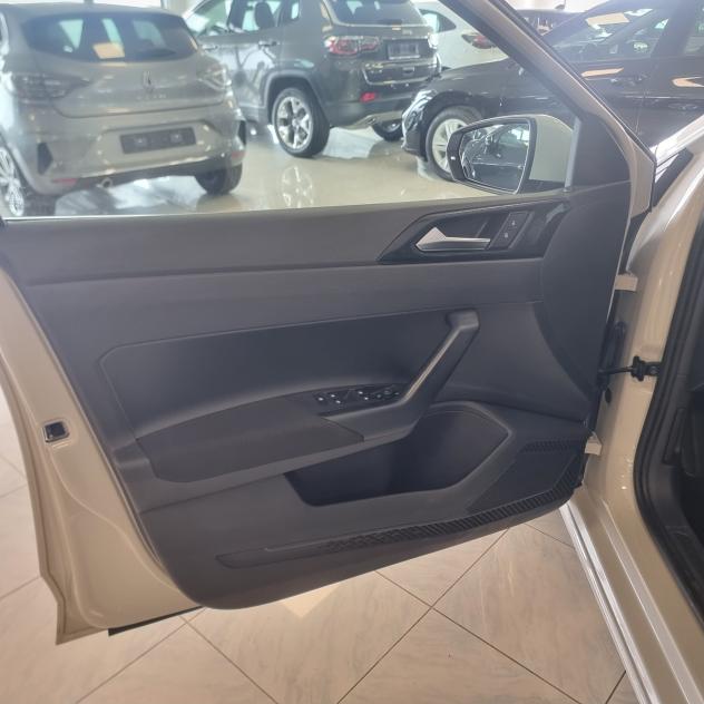 VOLKSWAGEN POLO EDITION PLUS 1.0 TSI 95cv DSG Cambio Automatico - Foto 10