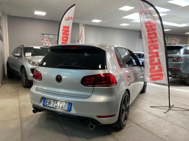 Volkswagen Golf 2.0 TDI 140CV DPF 5p. Highline - Foto 6