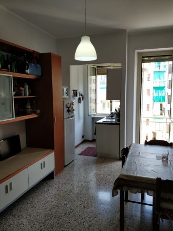 CERCASI 1 STUDENTESSA per l’affitto di 1 camera singola in appartamento da 70 mq - Foto 3