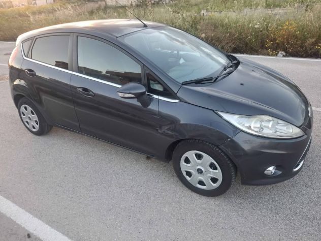 Ford Fiesta 1.6 TDCI Zetc 5P - Foto 2