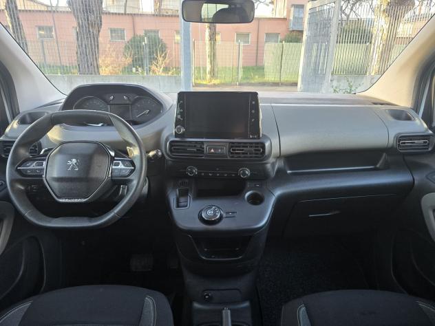 Peugeot Rifter 1.5 BlueHDi 130 S&S EAT8 Allure Standard - Foto 6