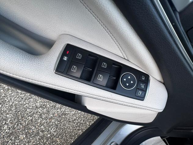 Mercedes-Benz GLA GLA 200 d (cdi) Sport - Foto 6
