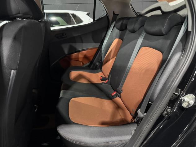 Hyundai i10 Benzina Neopatentati - Foto 10