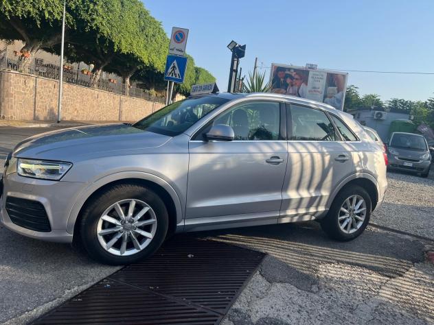 Audi Q3 2.0 TDI 150 CV Business - Foto 2