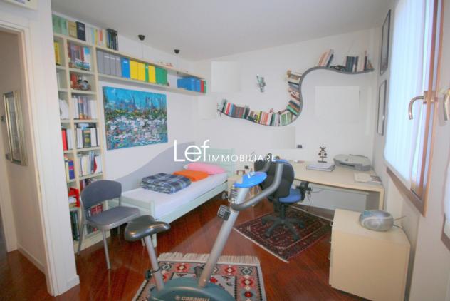 APPARTAMENTO di 5 vani e di 141 mq (VITTORIO VENETO) rif. AA65_16 - Foto 8