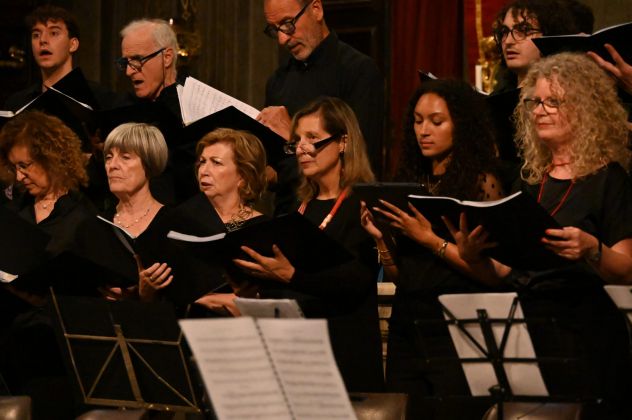 Lezioni di  musica teoria solfeggio e armonia.