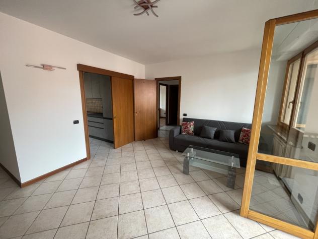 Trilocale in affitto a Novara - Foto 2