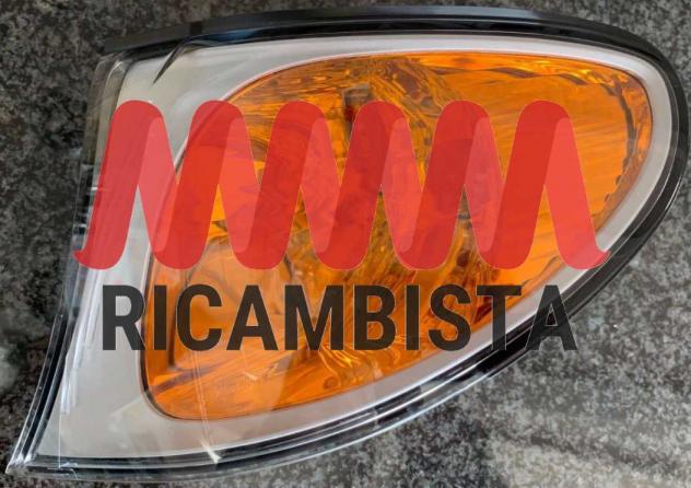 63137165851 BMW E46 faro posteriore sinistro