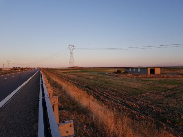 HAI BISOGNO DI UN TERRENO E DI UN LOCALE USO ARTIGIANALE ZONA S.S. 655
