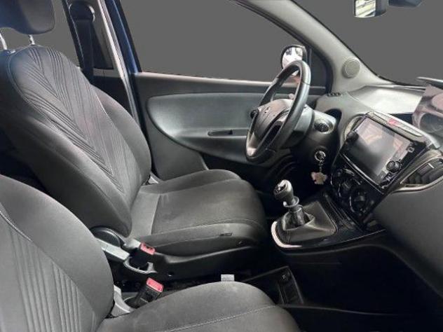 LANCIA Ypsilon 1.0 FireFly 5 porte S&S Hybrid Ecochic Gold rif. 23884145 - Foto 2