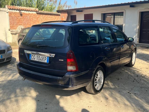 Ford Focus 1.8 TDCi (115CV) cat SW Ghia - Foto 4