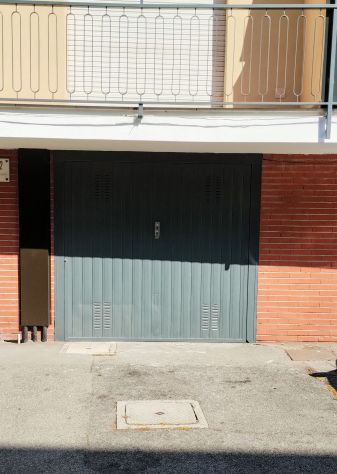 Cerco box in via Bramante 102 - 104