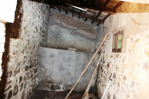 Baschi - vendesi proprietà indipendente da ristrutturare con grande terrazza garage e cantina - Foto 9