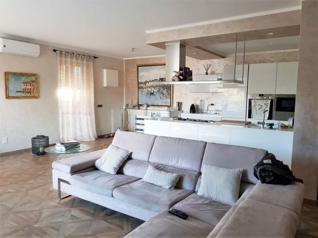 Garlenda ampia elegante villa con giardino garage + seminterrato - Foto 7