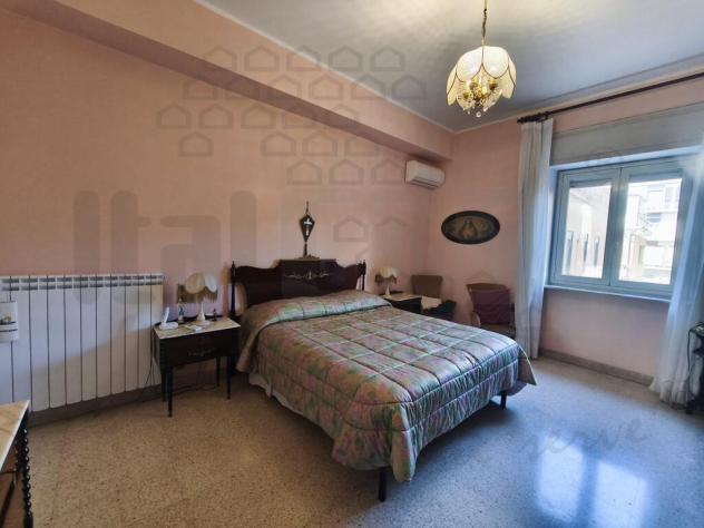 APPARTAMENTO di 5 vani e di 145 mq (MESSINA) rif. 2VS17916 - Foto 5