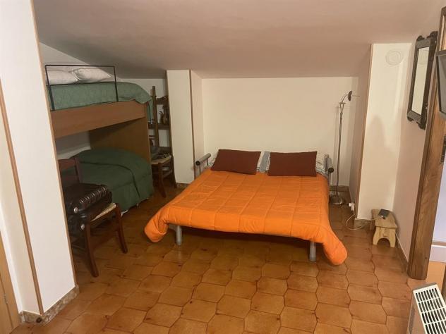 GRAZIOSO MONOLOCALE MANSARDATO IN VENDITA OULX CENTRO - Foto 5
