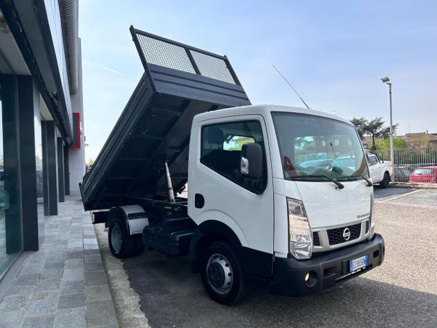 Nissan Cabstar NT 400 RIBALTABILE TRILATERALE PREZZO+IVA - Foto 4