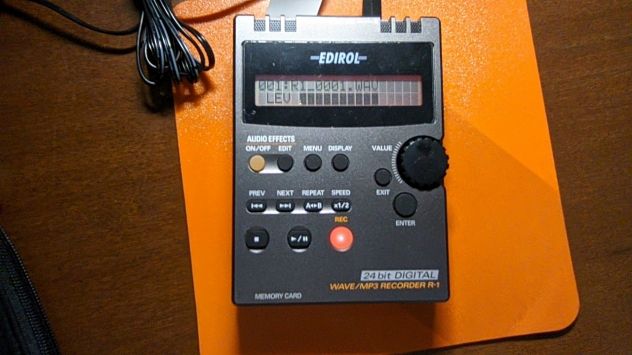 EDIROL R1 Registratore MP3/WAV Portatile Roland - Foto 5