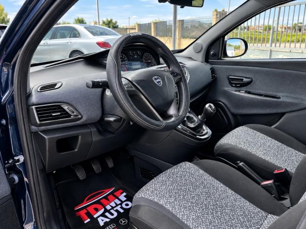 Lancia Ypsilon 1.3 MJT 95 CV 5 porte - Foto 9